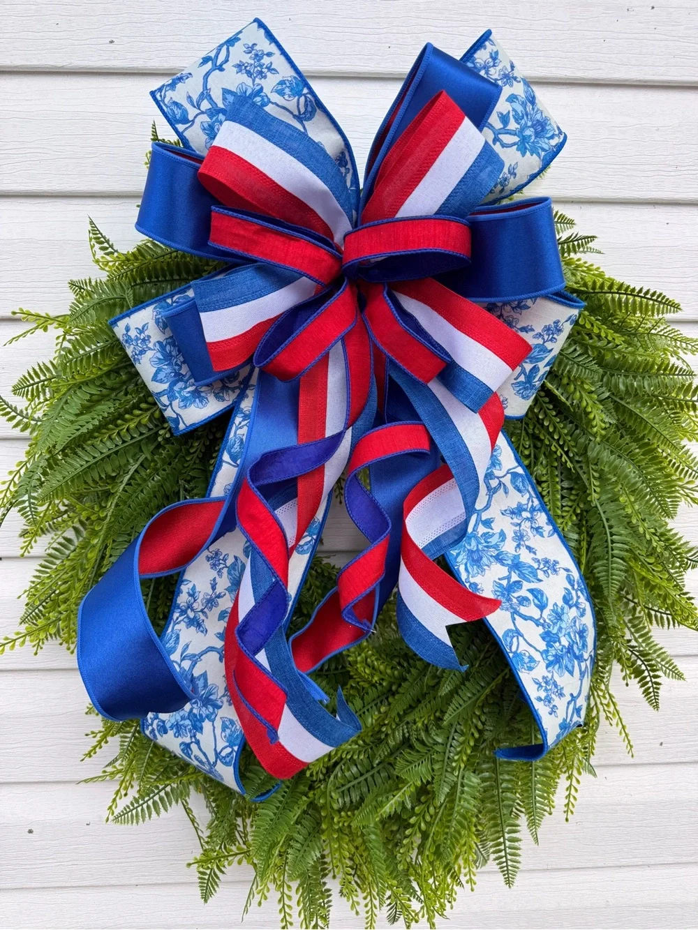 Patriotic Beaded Grass Wreath, 4th of July Decor